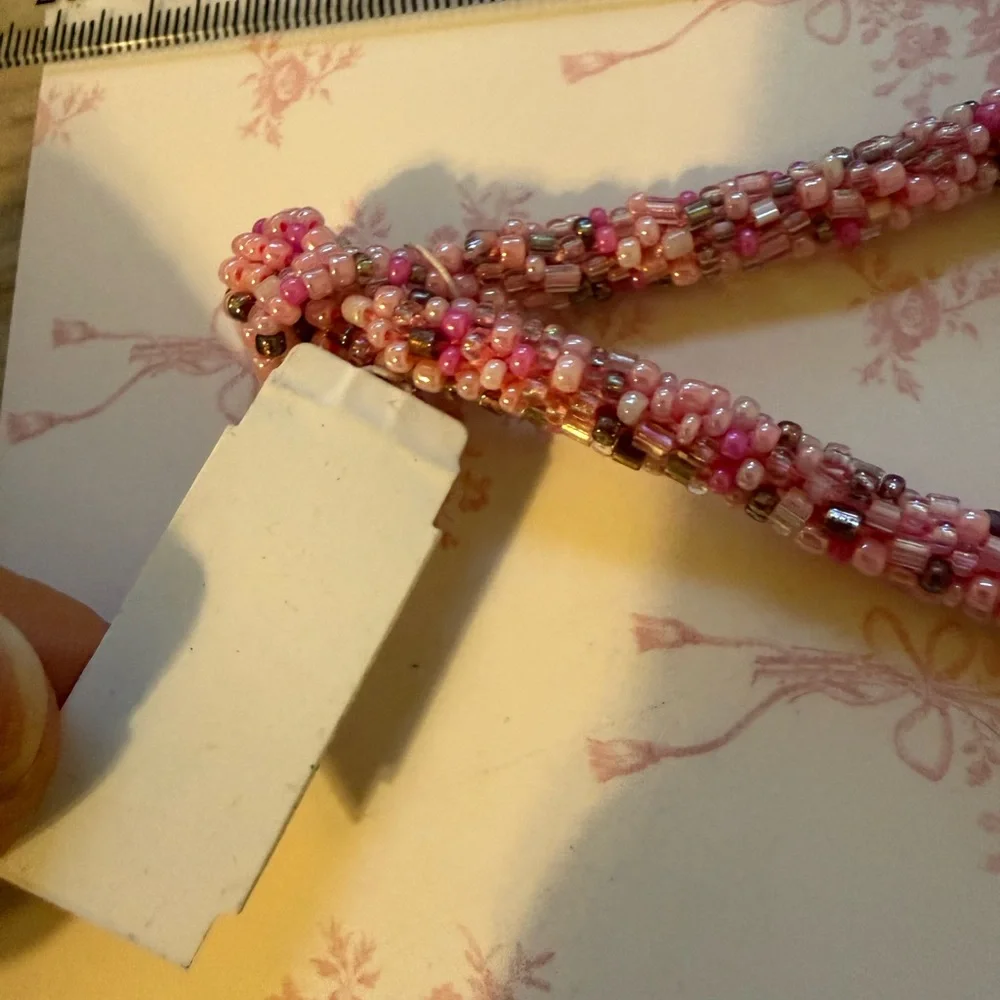 Elegant‎ Pink Beaded Necklace - Picture 7 of 7